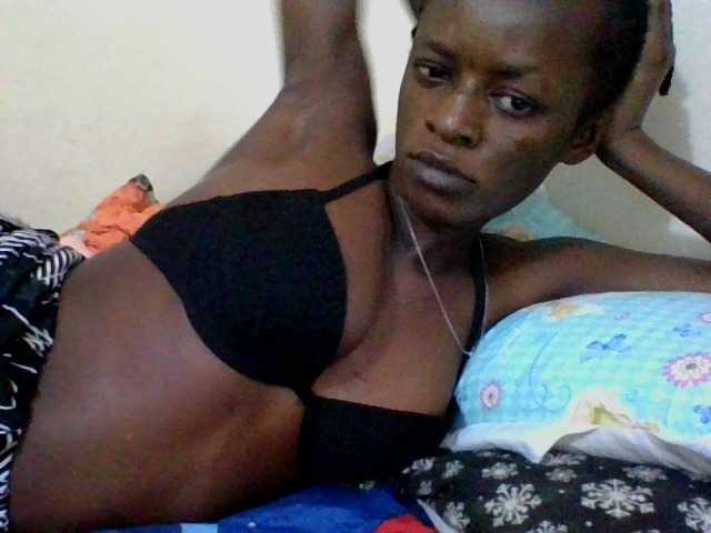 Live sex webcam photo for Africanberry9 #289254885