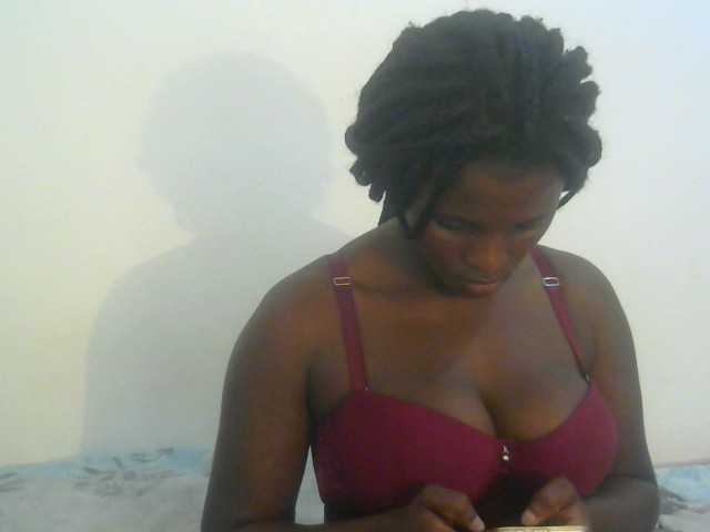 Live sex webcam photo for Africandiva #274479802