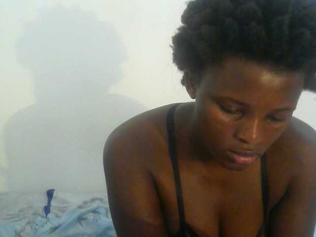 Live sex webcam photo for Africandiva #274491097