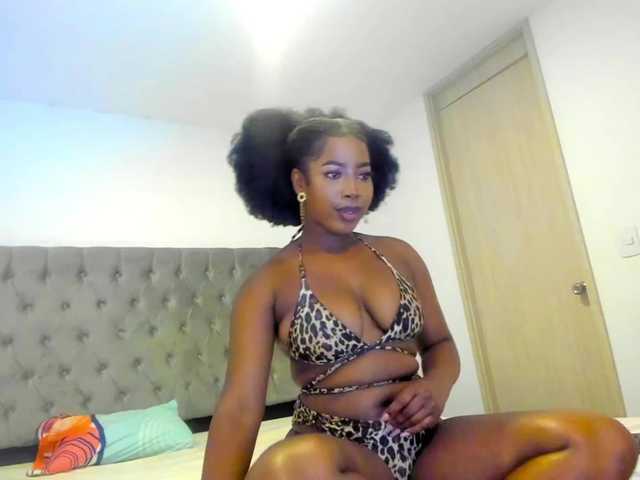 Live sex webcam photo for Afro-goddess #273004290