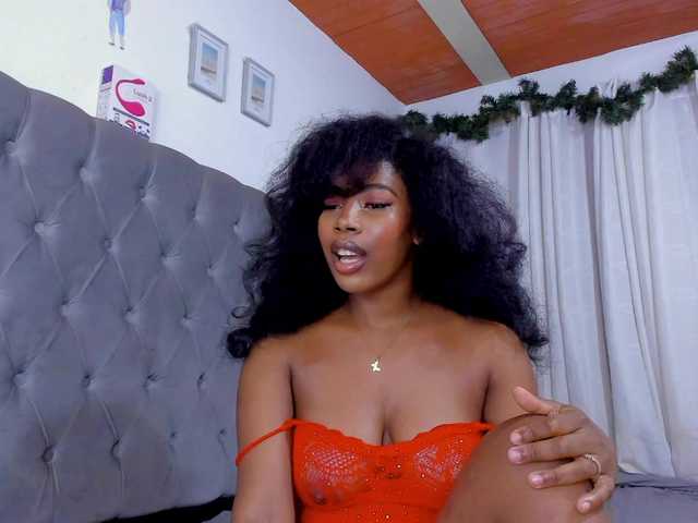 Live sex webcam photo for Afro-goddess #276141794