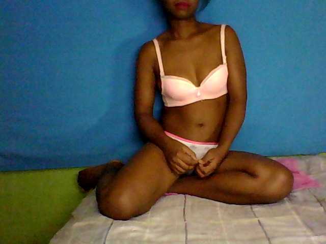 Live sex webcam photo for Afro-sexy #272712827