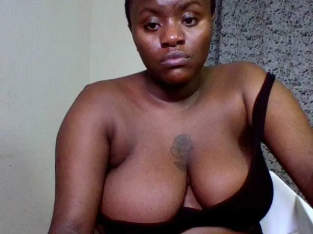 Live sex webcam photo for Afrobooty #291773138