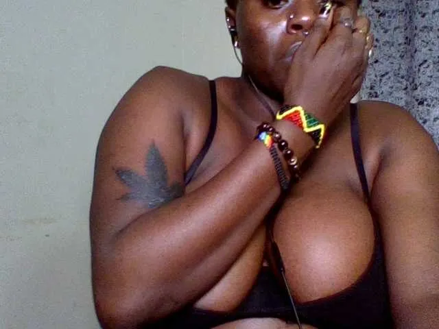 Live sex webcam photo for Afrobooty #292124501