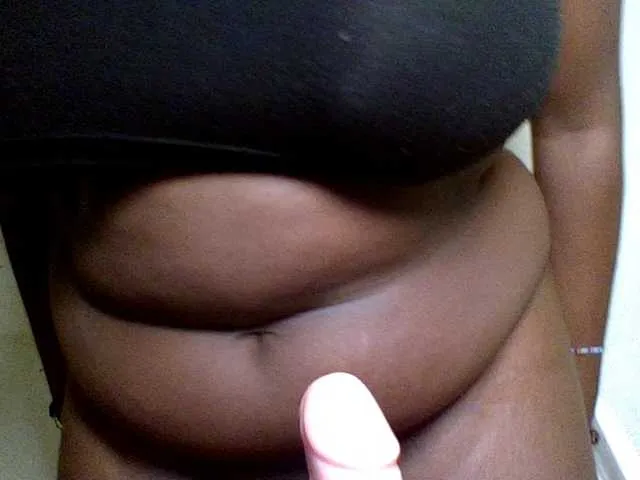 Live sex webcam photo for Afrobooty #292252757