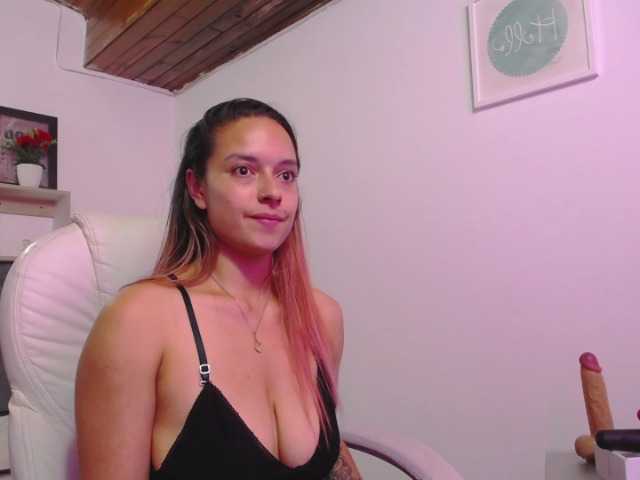 Live sex webcam photo for Afrodiita-p #272749540