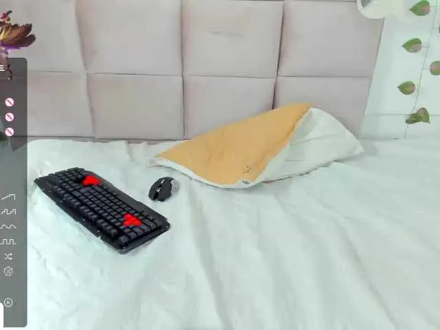 Live sex webcam photo for Afrodita30 #276605364