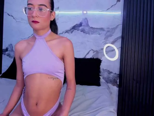 Live sex webcam photo for AfroditaEvans #291237981