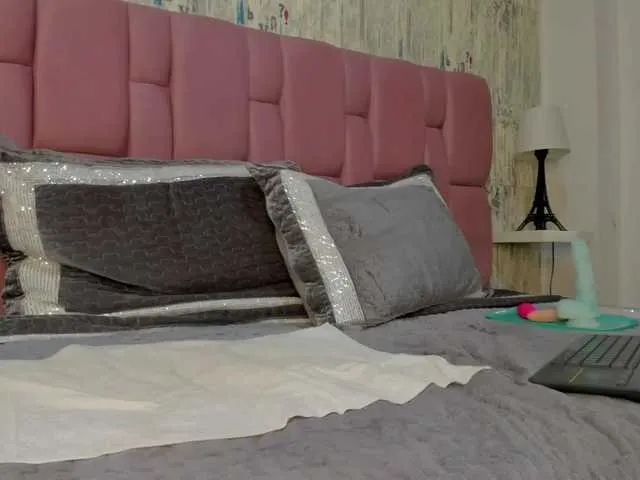 Live sex webcam photo for Afroditagreenn #276007776