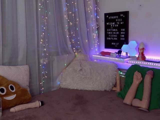 Live sex webcam photo for AfroditeReed #272333276