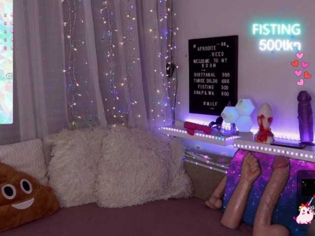 Live sex webcam photo for AfroditeReed #272609355