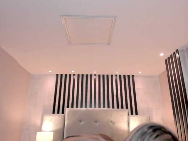 Live sex webcam photo for AgathaFiori #272163888