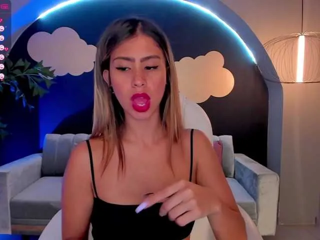 Live sex webcam photo for AgathaFiori #273991099