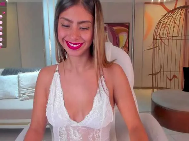 Live sex webcam photo for AgathaFiori #274055189