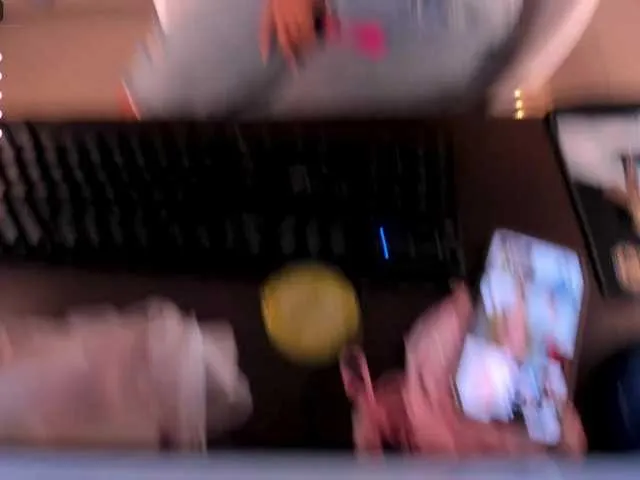 Live sex webcam photo for AgathaFiori #276403595