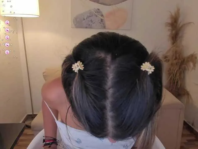 Live sex webcam photo for AgathaFiori #278178981