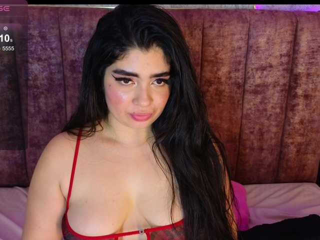 Live sex webcam photo for AgathaLynx #288080117