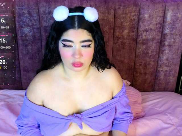 Live sex webcam photo for AgathaLynx #288080162