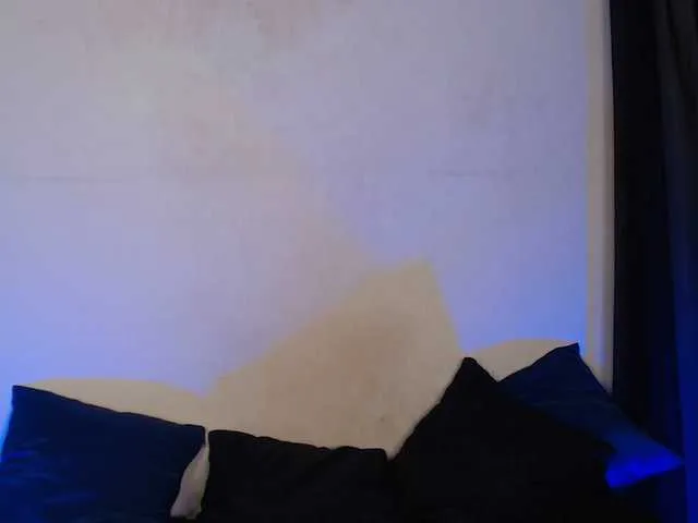 Live sex webcam photo for AgathaTenebri #291310176