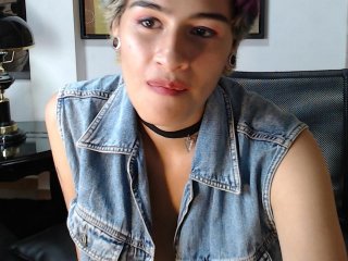 Live sex webcam photo for AgathaRuiz #147072320