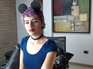 Live sex webcam photo for AgathaRuiz #147738465