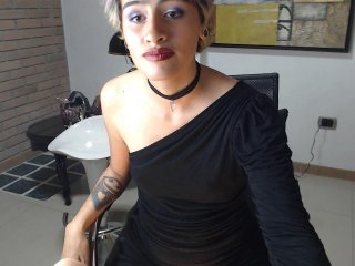 Live sex webcam photo for AgathaRuiz #147914093