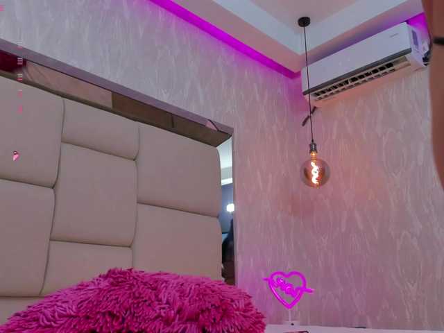 Live sex webcam photo for Agatharussh #290293402