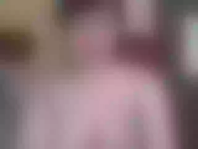 Live sex webcam photo for AhegaoMoli #273952571