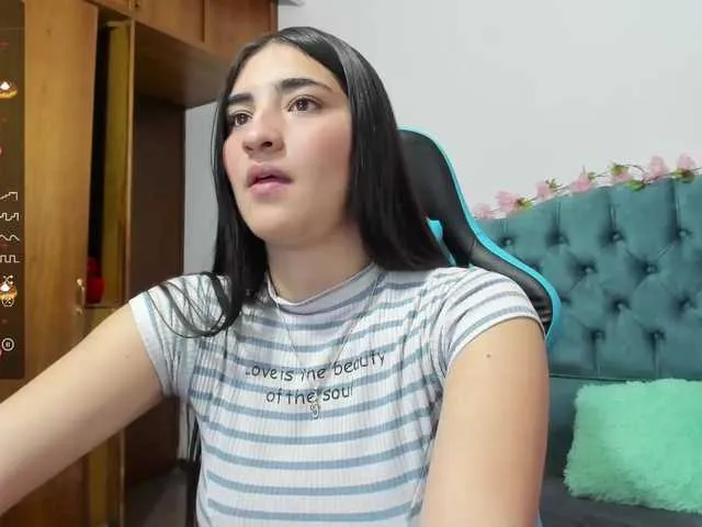 Live sex webcam photo for Ahri-KA #276411432