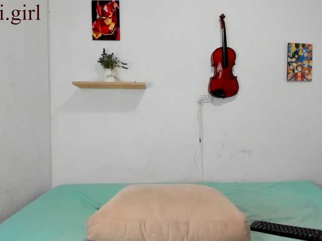 Live sex webcam photo for Ahri-girl #277412412