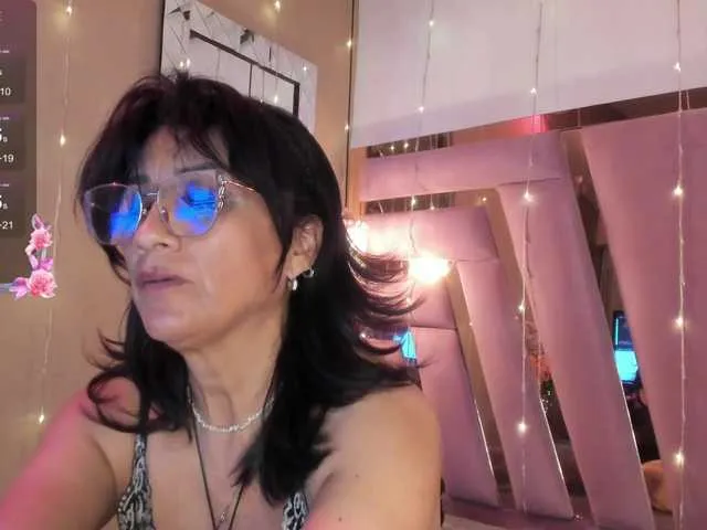 Live sex webcam photo for Ahytana #278278811