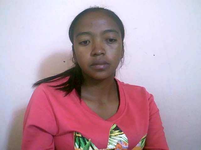 Live sex webcam photo for Aicha2 #276196751