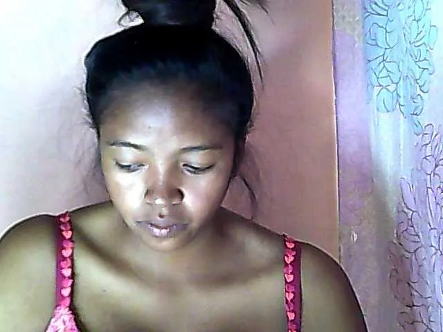 Live sex webcam photo for Aicha2 #276466508