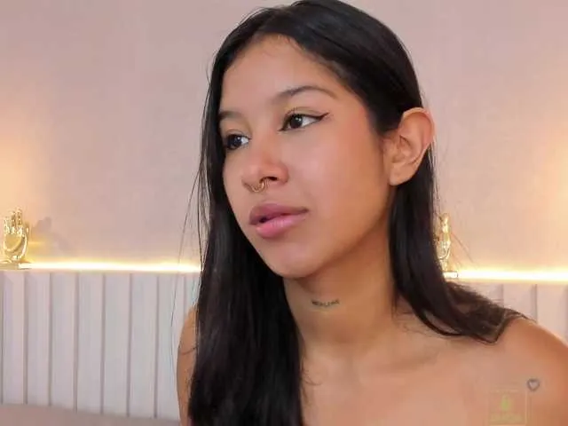 Live sex webcam photo for Aida-Moreno #290600717