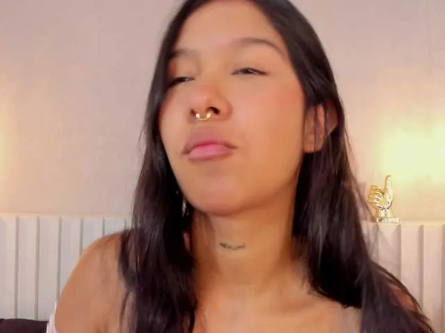 Live sex webcam photo for Aida-Moreno #290764608