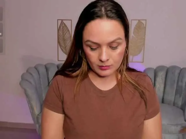 Live sex webcam photo for Aida-adams #291428622