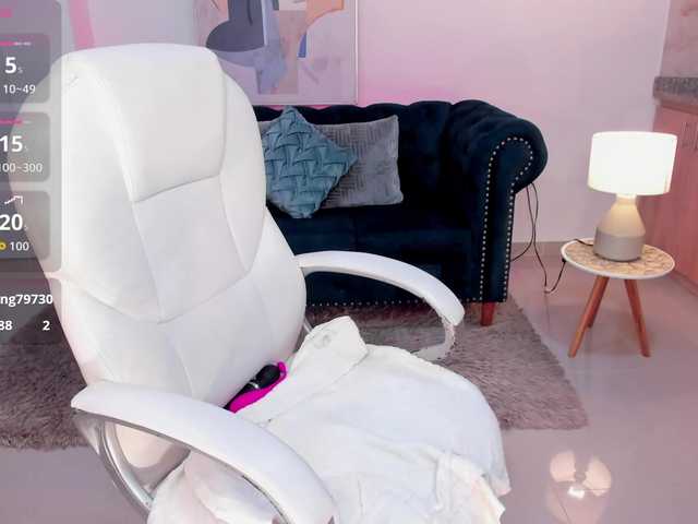 Live sex webcam photo for Aida-adams #291889197