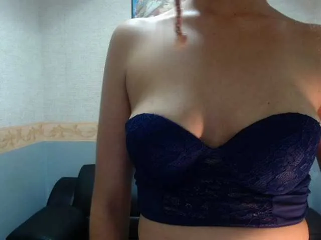 Live sex webcam photo for AidaWell #276927254