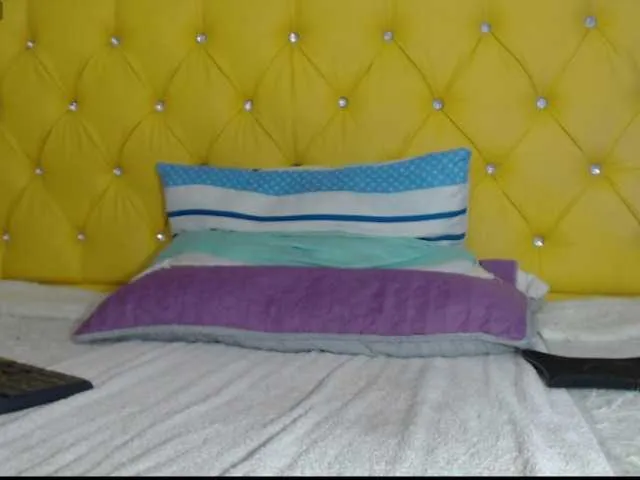 Live sex webcam photo for Aidan-twink #290363873