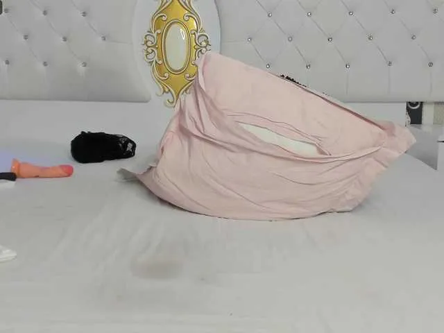 Live sex webcam photo for Aidasina #275609737