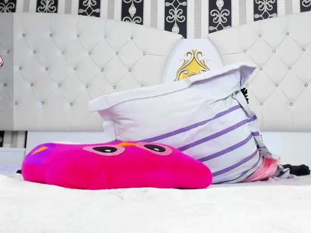 Live sex webcam photo for Aidasina #277779967