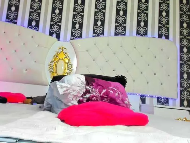 Live sex webcam photo for Aidasina #290352173