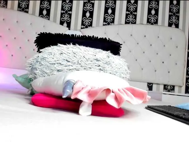 Live sex webcam photo for Aidasina #292344479