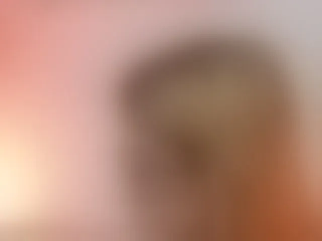 Live sex webcam photo for AileenKiss #292948928