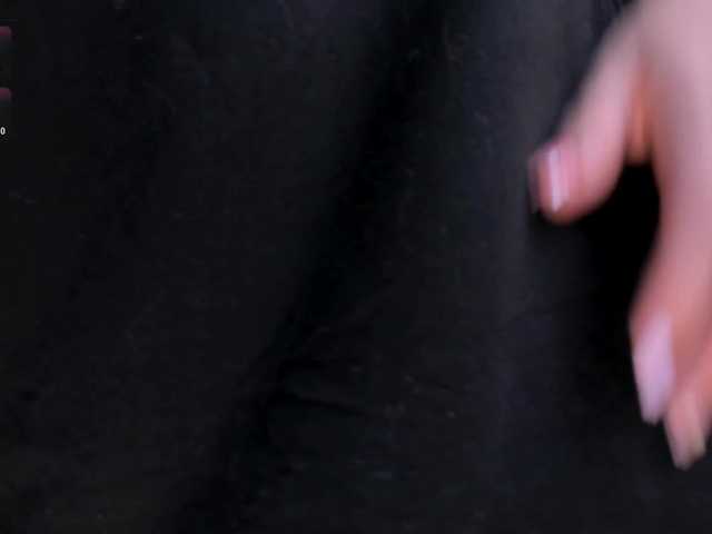 Live sex webcam photo for AileenVega #290757285