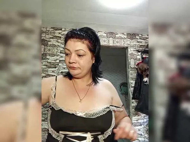 Live sex webcam photo for Ailin2 #291405649