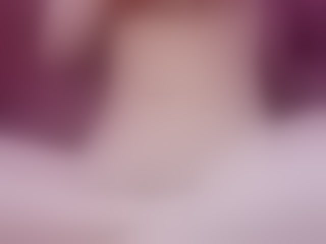 Live sex webcam photo for Aimee120 #293951812