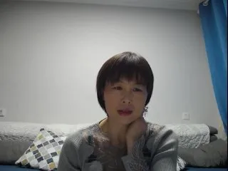 Live sex webcam photo for AimeeY #200892792