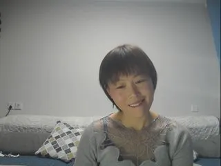 Live sex webcam photo for AimeeY #200898683