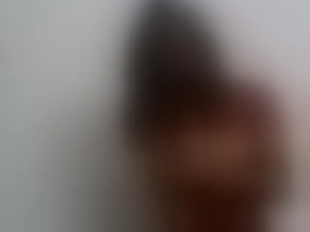 Live sex webcam photo for Aina9 #293256871